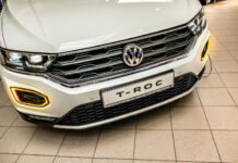 Z jakim silnikiem najlepiej kupić Volkswagena T-Roc? Eksperci wskazują najbardziej opłacalny wariant volkswagen t-roc
